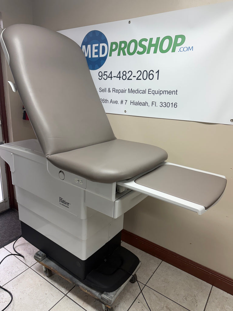 Midmark 224 Barrier-Free Examination Table - Refurbished Ritter 224