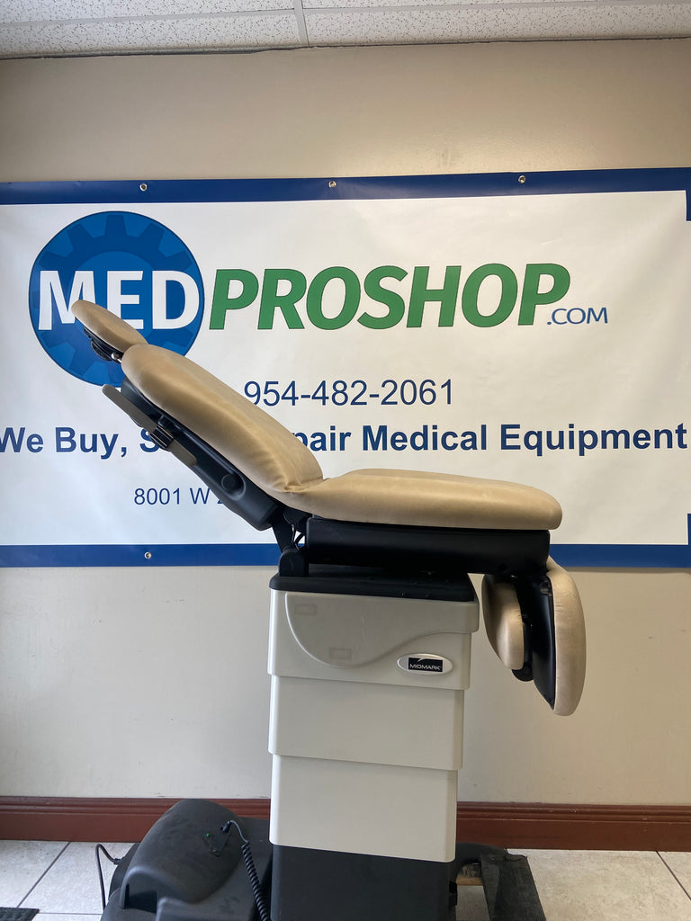 MIDMARK 641 PROCEDURE CHAIR – MedProShop